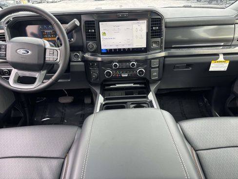 New 2025 Ford F250 Lariat w/ Lariat Ultimate Package image 31