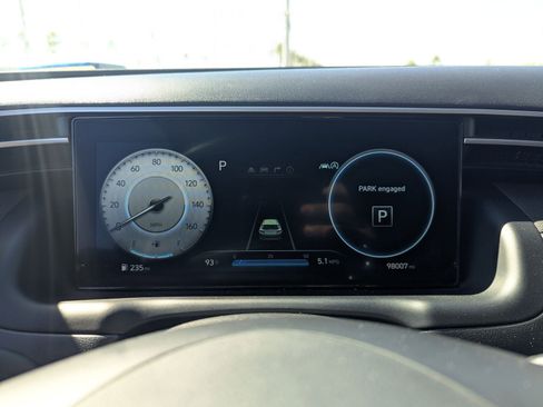 Used 2023 Hyundai Tucson Limited image 29