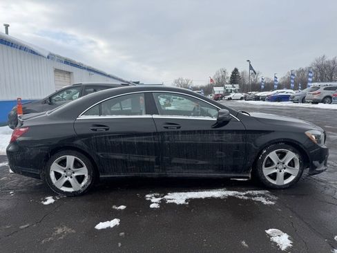 Used 2015 Mercedes-Benz CLA 250 4MATIC image 3