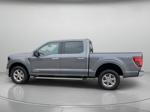 Certified 2025 Ford F150 XLT w/ Equipment Group 301A Standard AWD/4WD image 17