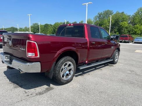 Used 2018 RAM 1500 Laramie w/ Convenience Group AWD/4WD image 9