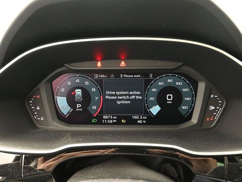 Used 2024 Audi Q3 2.0T Premium Plus w/ Premium Plus Package image 17