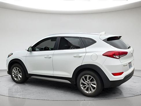 Used 2018 Hyundai Tucson SEL FWD image 4