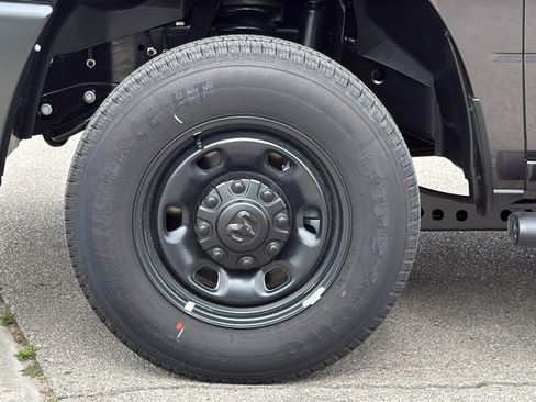 New 2026 RAM 2500 Tradesman AWD/4WD image 23