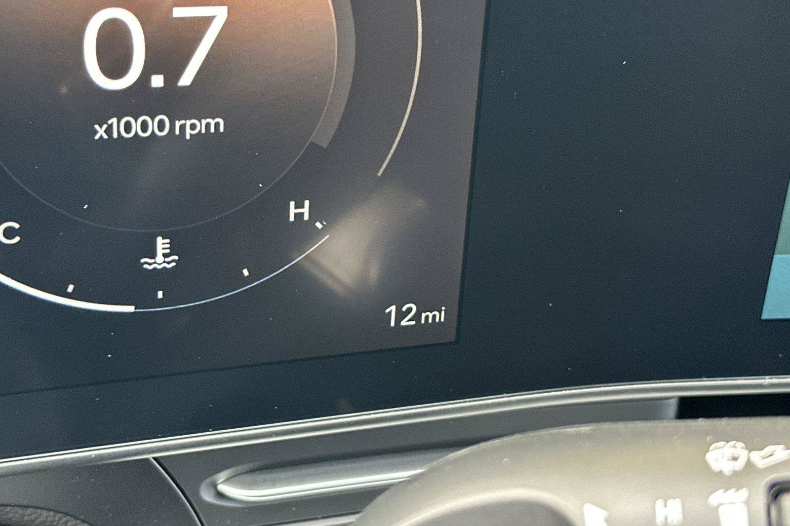 New 2026 Hyundai Kona Limited FWD image 27