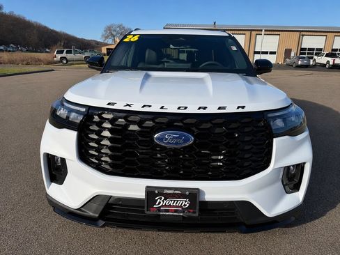 New 2026 Ford Explorer ST-Line w/ ST-Line Street Pack AWD/4WD image 2