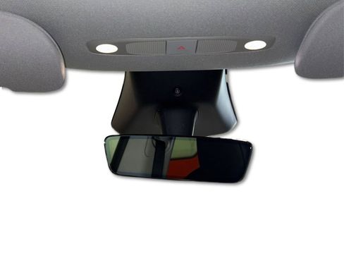 Used 2024 Tesla Model Y Long Range image 25