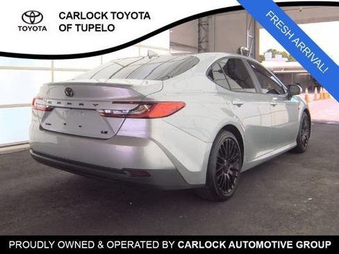 Used 2025 Toyota Camry LE FWD image 4