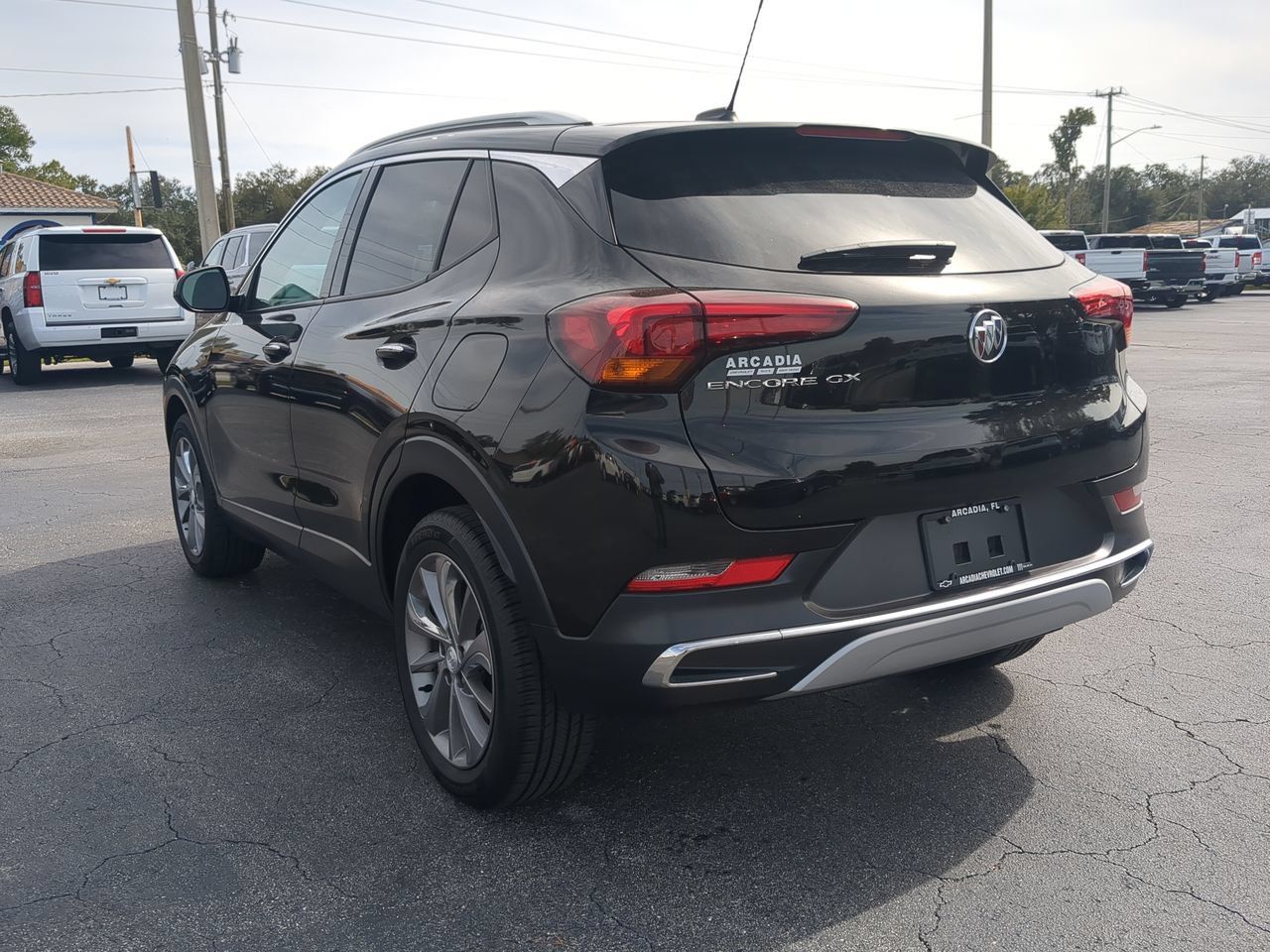Used 2023 Buick Encore GX Essence w/ Experience Buick Package FWD image 6