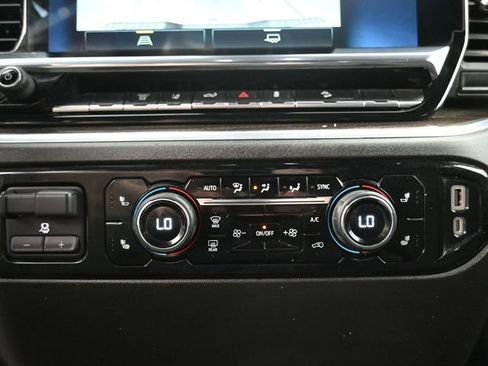 Used 2025 Chevrolet Silverado 2500 LT image 21