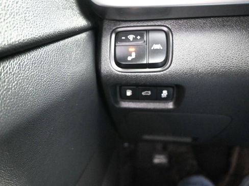 Used 2019 Kia Optima S image 26