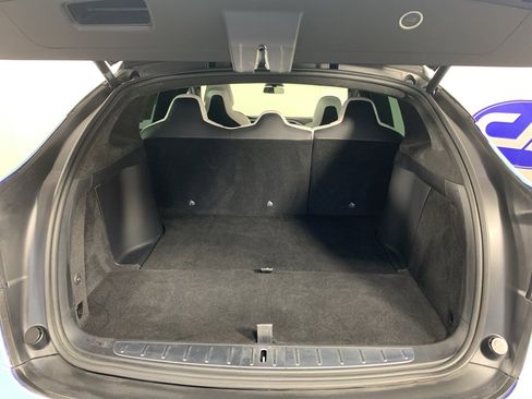 Used 2017 Tesla Model X 75D image 33