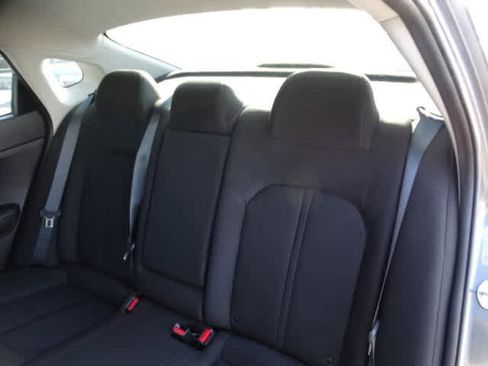 Used 2020 Kia Optima LX image 19