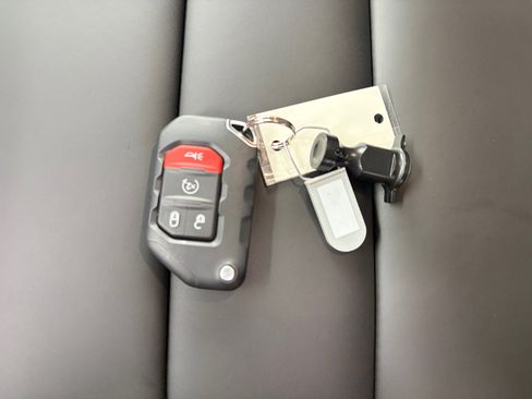 New 2026 Jeep Wrangler Unlimited Rubicon 392 image 34