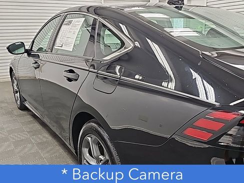 Used 2023 Honda Accord EX-L image 7