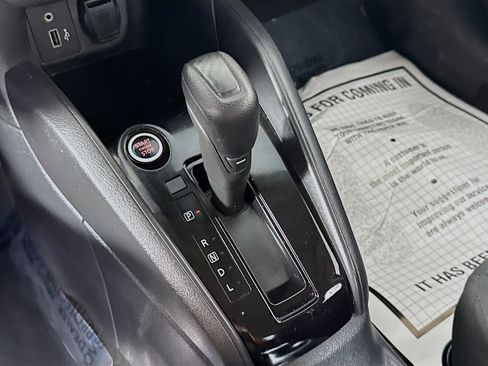Used 2021 Nissan Versa S FWD image 20