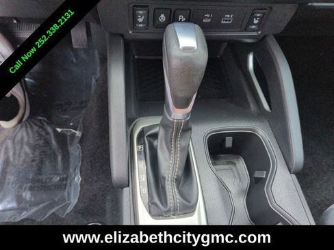 Used 2022 Nissan Frontier SV AWD/4WD image 13