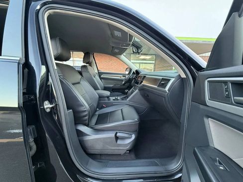 Used 2021 Volkswagen Atlas SE AWD/4WD image 16