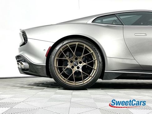 Used 2025 Aston Martin Vanquish image 44