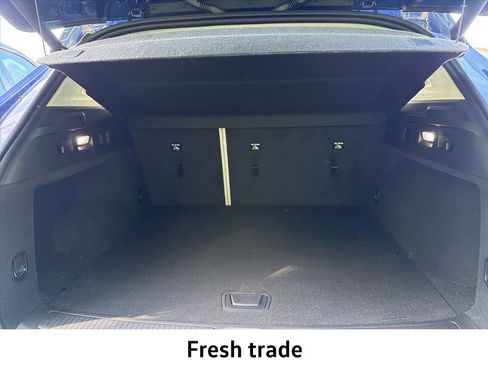 Used 2024 Buick Envision Avenir image 7