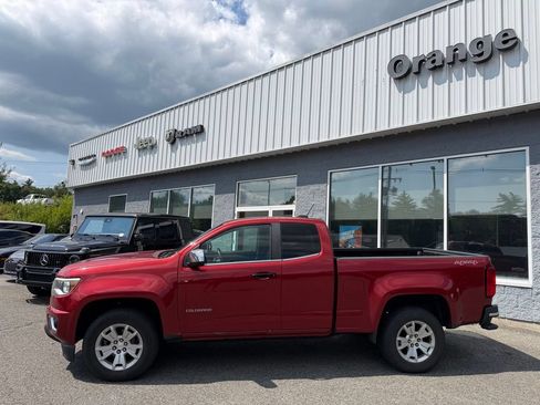 Used 2015 Chevrolet Colorado LT w/ Luxury Package AWD/4WD image 3