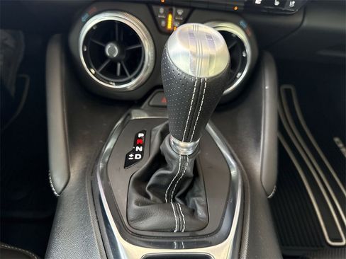 Certified 2022 Chevrolet Camaro SS image 15