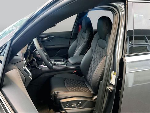 New 2026 Audi SQ7 Prestige AWD/4WD image 9