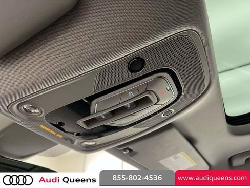 Used 2023 Audi Q5 2.0T Premium Plus w/ Premium Plus Package AWD/4WD image 32