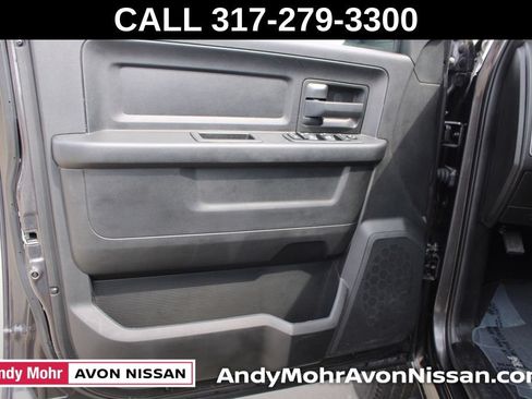 Used 2018 RAM 2500 Tradesman w/ Chrome Appearance Group AWD/4WD image 16