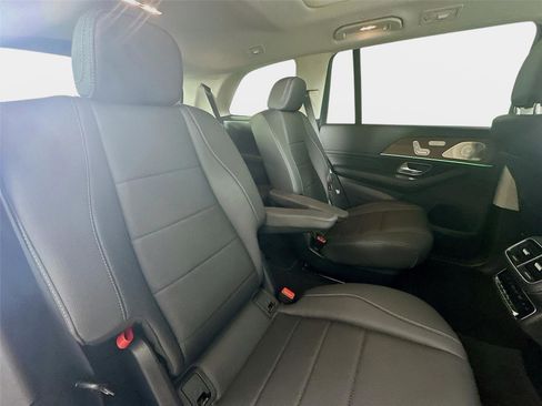 Certified 2026 Mercedes-Benz GLS 450 GLS 450 image 38