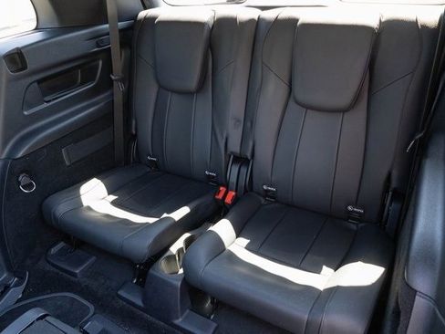 Used 2021 Mercedes-Benz GLB 250 image 18