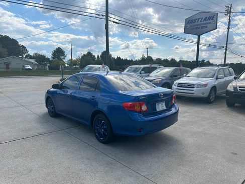 Used 2010 Toyota Corolla LE image 5
