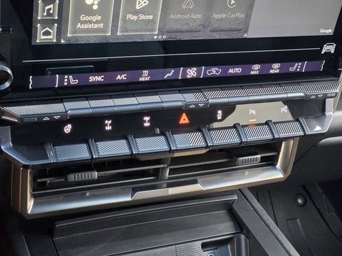 Certified 2024 GMC Hummer EV 3X w/ Omega Edition image 20