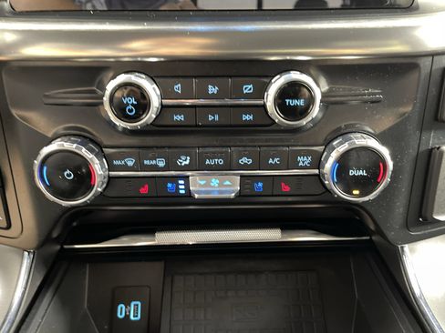 Used 2022 Ford F150 Lariat w/ Bed Utility Package image 25