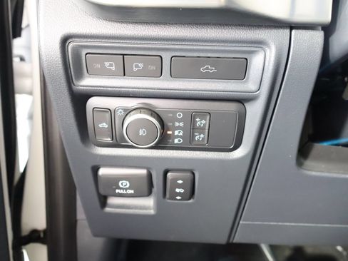 Used 2022 Ford F150 Lariat AWD/4WD image 33