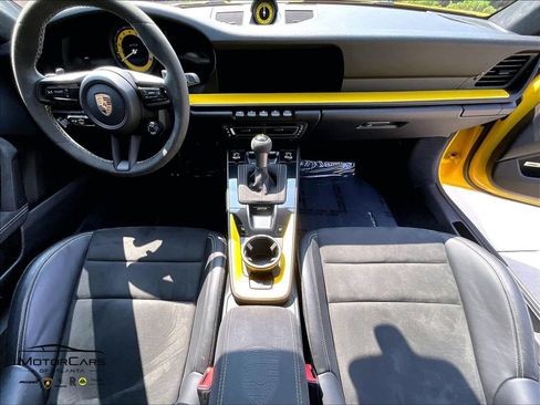 Used 2022 Porsche 911 GT3 RWD image 13