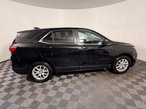 Used 2024 Chevrolet Equinox LT AWD/4WD image 12