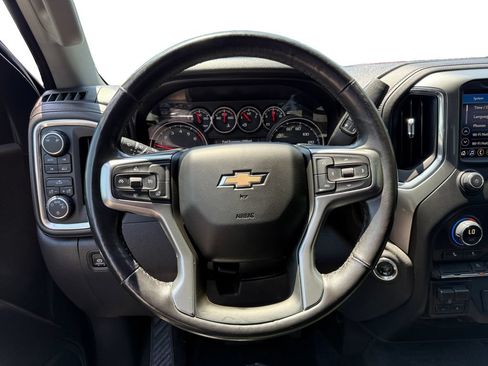 Used 2019 Chevrolet Silverado 1500 LT w/ All-Star Edition AWD/4WD image 12