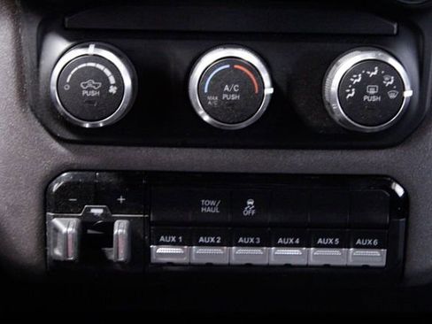 Used 2022 RAM 2500 Tradesman image 30