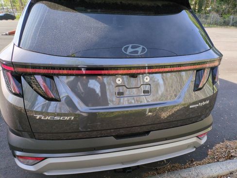 Used 2025 Hyundai Tucson Limited w/ Tow & Go Package image 6