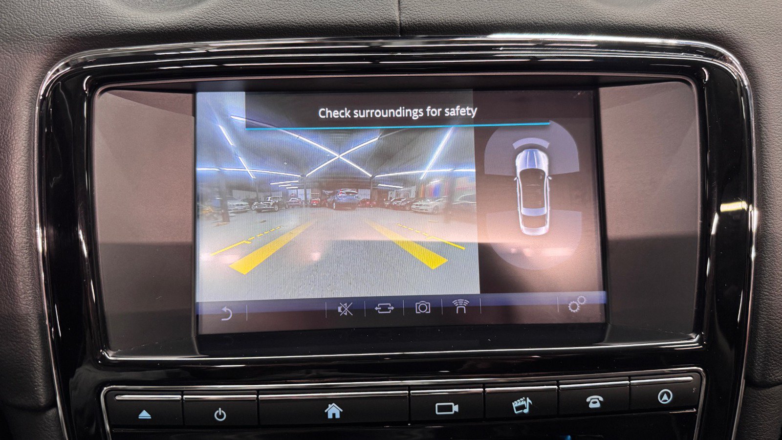 Used 2016 Jaguar XJ R-Sport AWD/4WD image 51