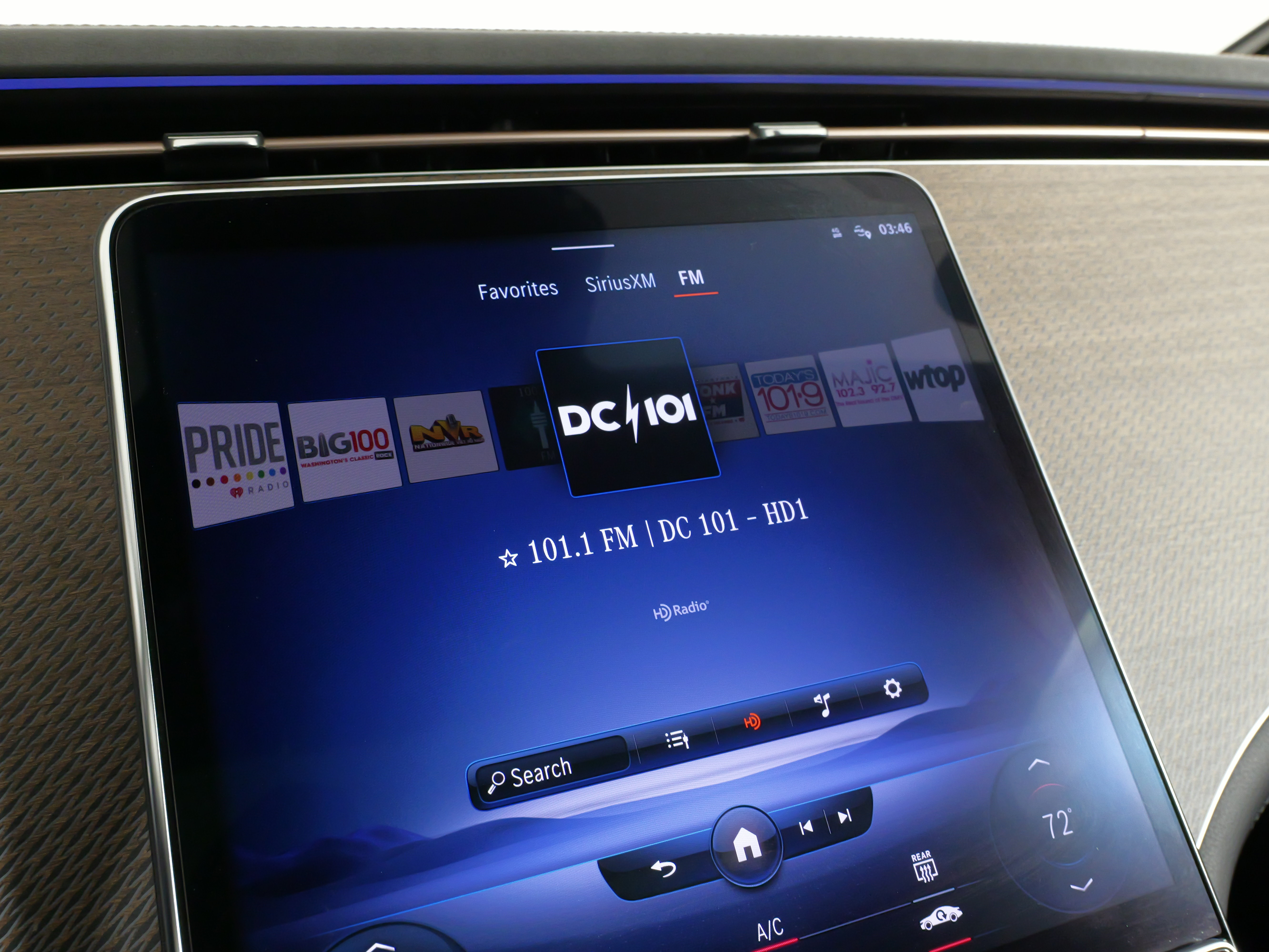 Used 2023 Mercedes-Benz EQE 350+ 4MATIC Sedan w/ Digital Light Package image 46