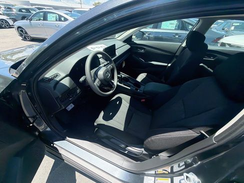 New 2026 Honda Accord LX image 16