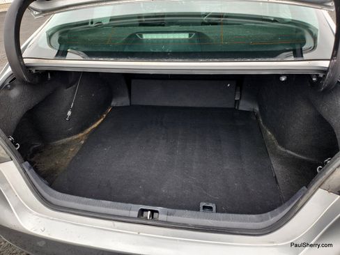 Used 2020 Toyota Camry SE image 19