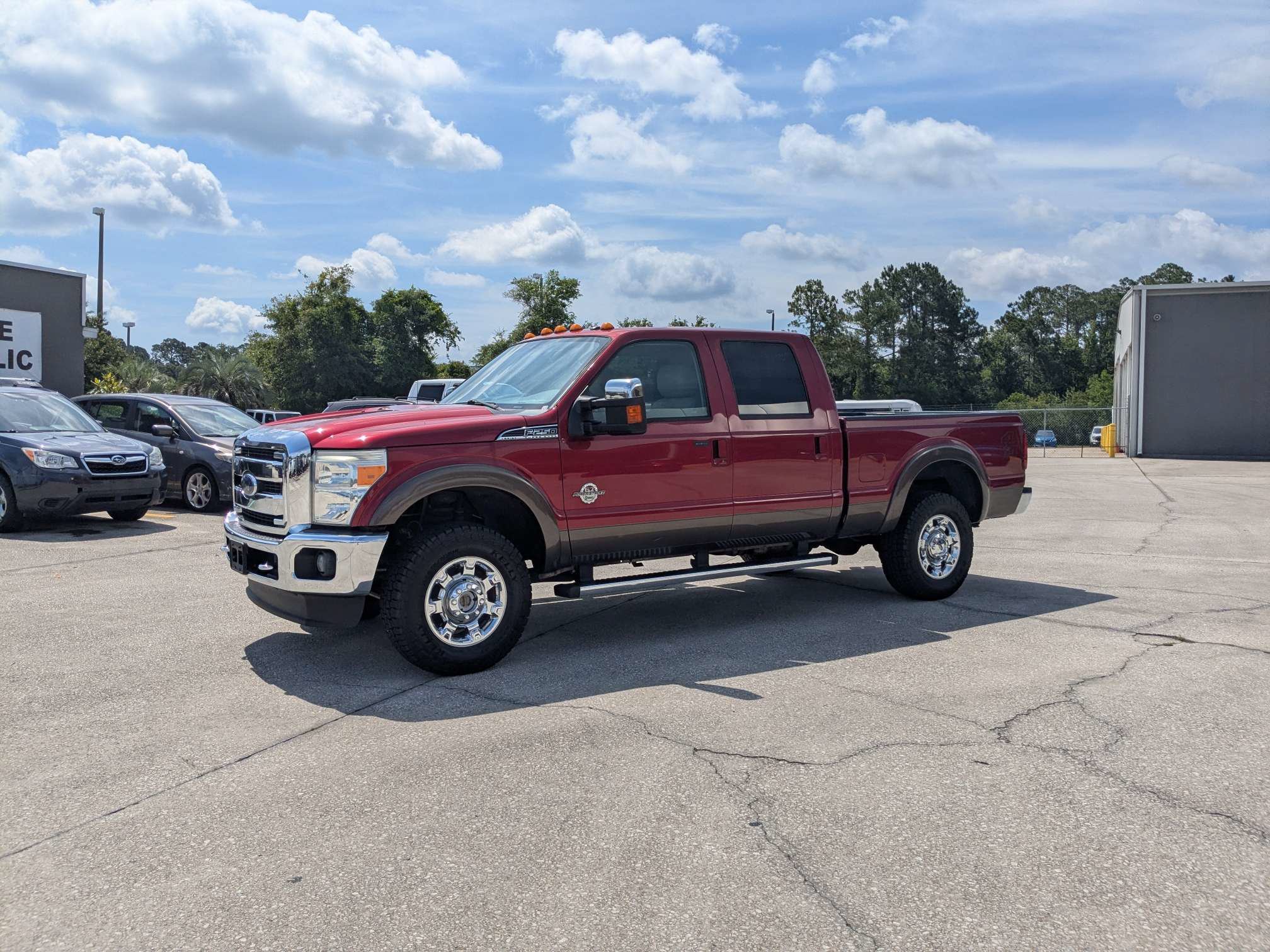 Used 2016 Ford F250 Lariat w/ Lariat Ultimate Package AWD/4WD image 9