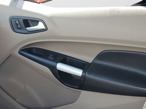 Used 2016 Ford Transit Connect Titanium image 16