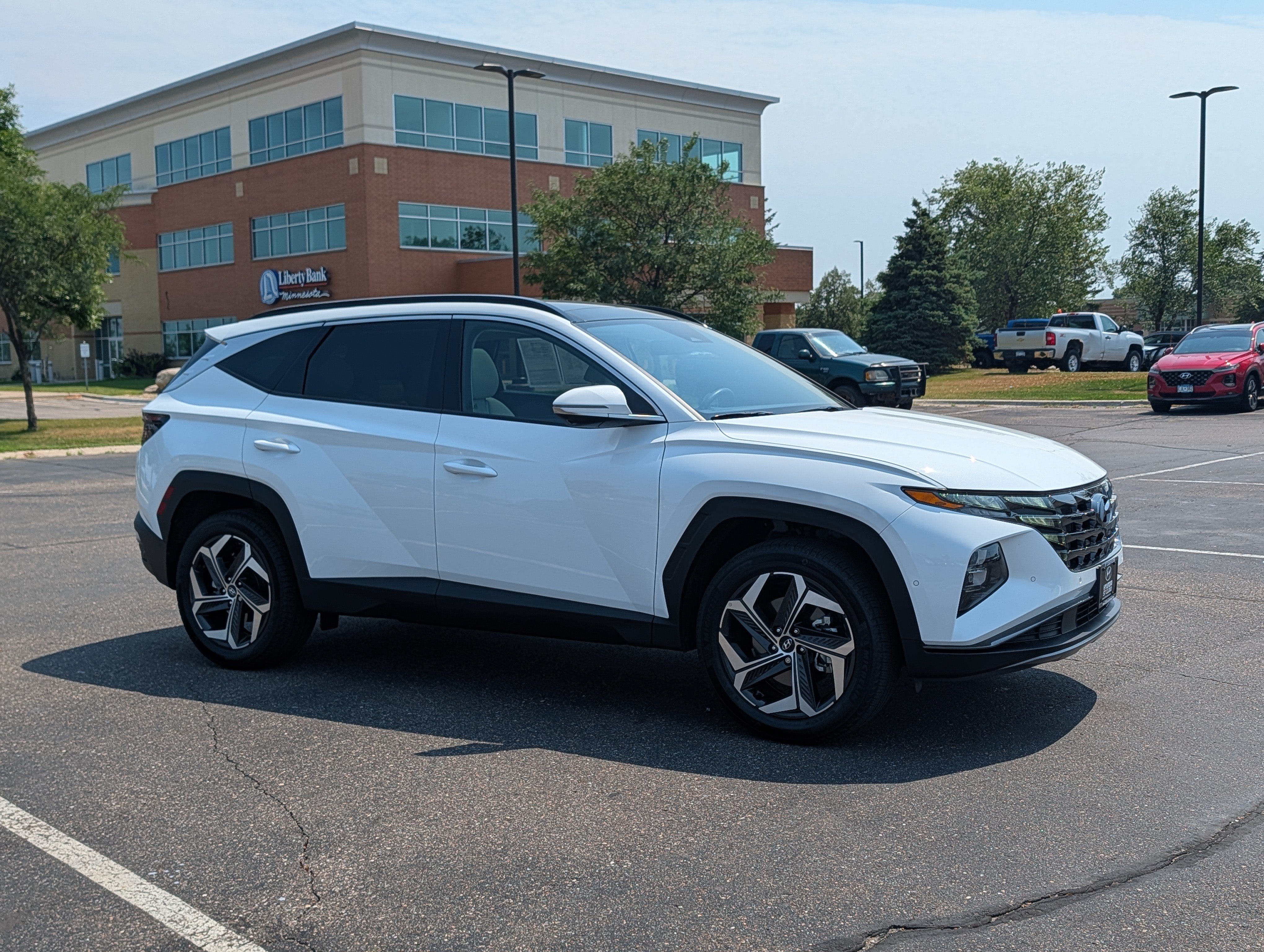 Used 2024 Hyundai Tucson Limited AWD/4WD image 7