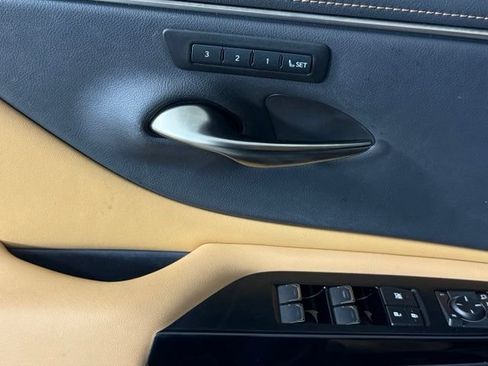Used 2022 Lexus ES 350 w/ Premium Package FWD image 15