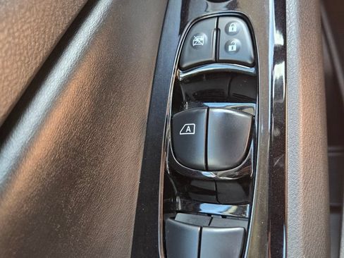 Used 2024 Nissan Altima 2.0 SR FWD image 21