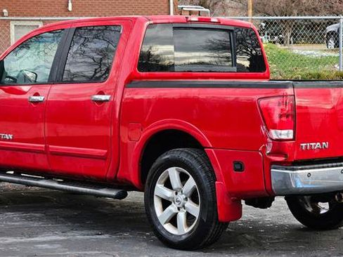 Used 2008 Nissan Titan 4x4 Crew Cab image 4
